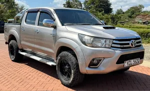 Toyota Hilux 2.5 D-4D 4X4 SRX 2012