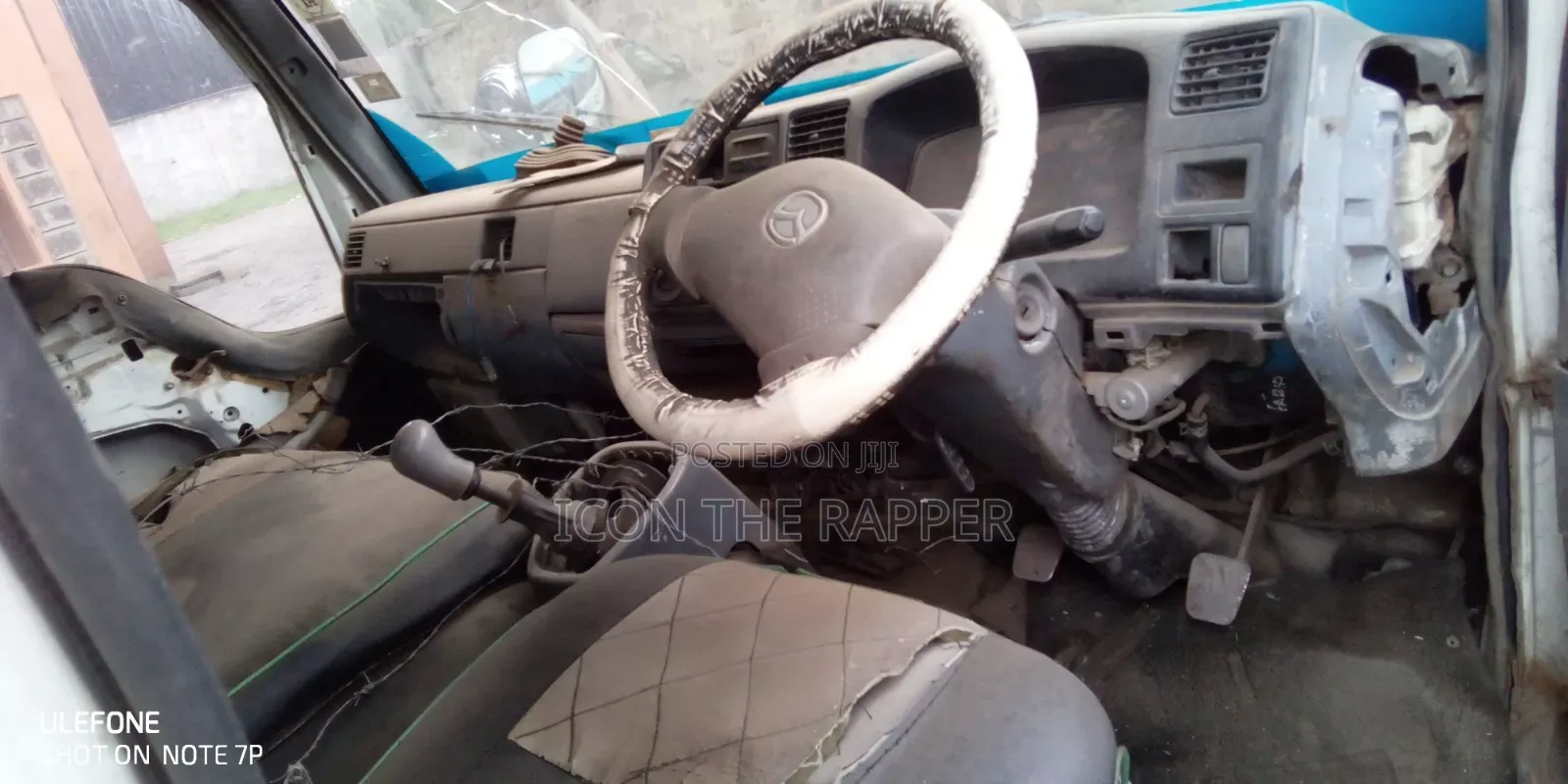 Mazda T4000 2004