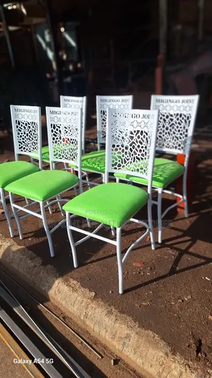 Green Hotel Seats