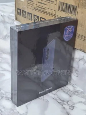 New Samsung Galaxy Z Fold6 256 GB Blue