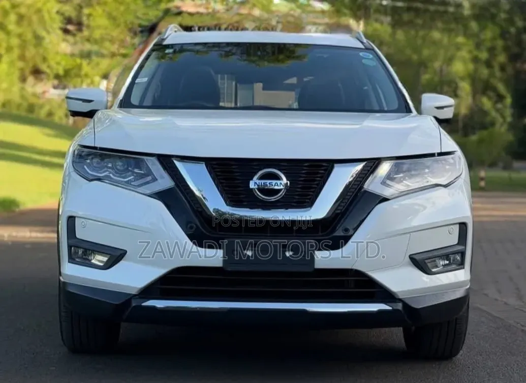 Nissan X-Trail 2.0 Petrol AWD 2019 White