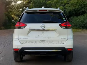 Nissan X-Trail 2.0 Petrol AWD 2019 White