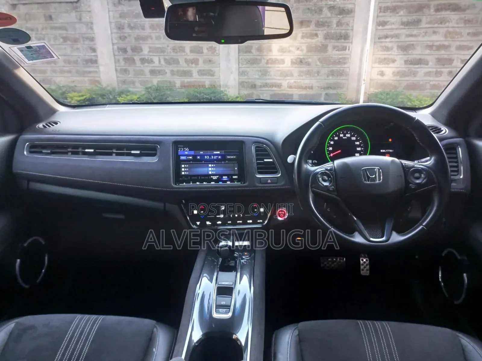 Honda Vezel 1.5 2WD 172 hp 2019 Off white