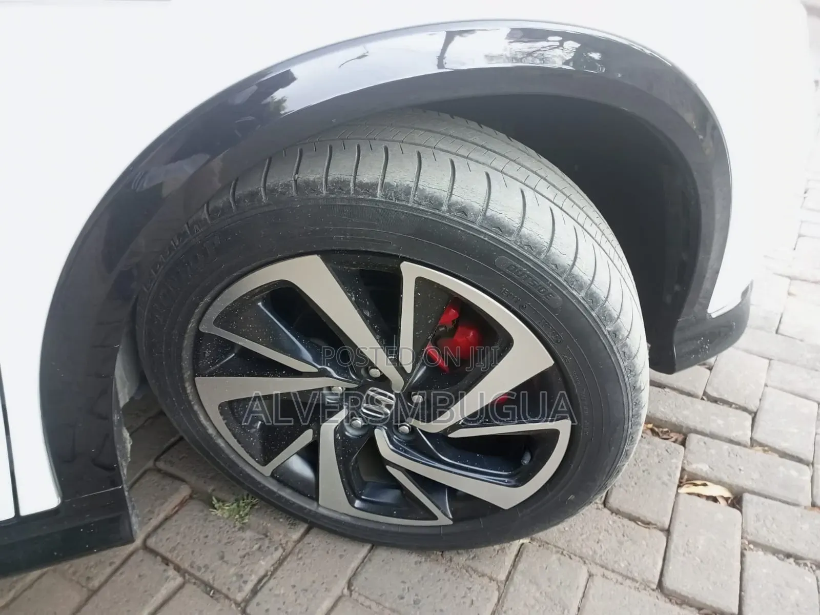 Honda Vezel 1.5 2WD 172 hp 2019 Off white