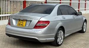 Mercedes-Benz C200 2009 Silver