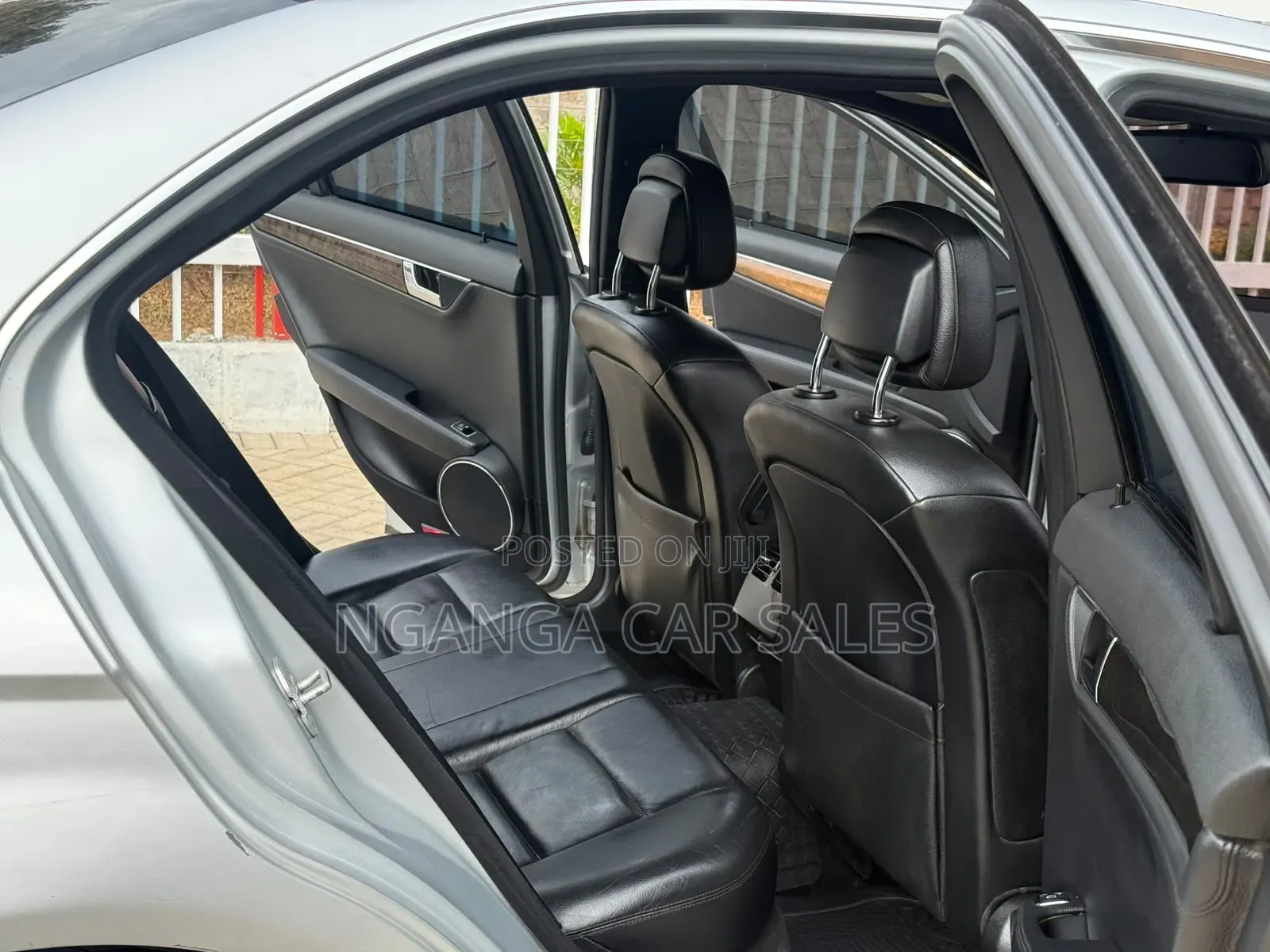 Mercedes-Benz C200 2009 Silver
