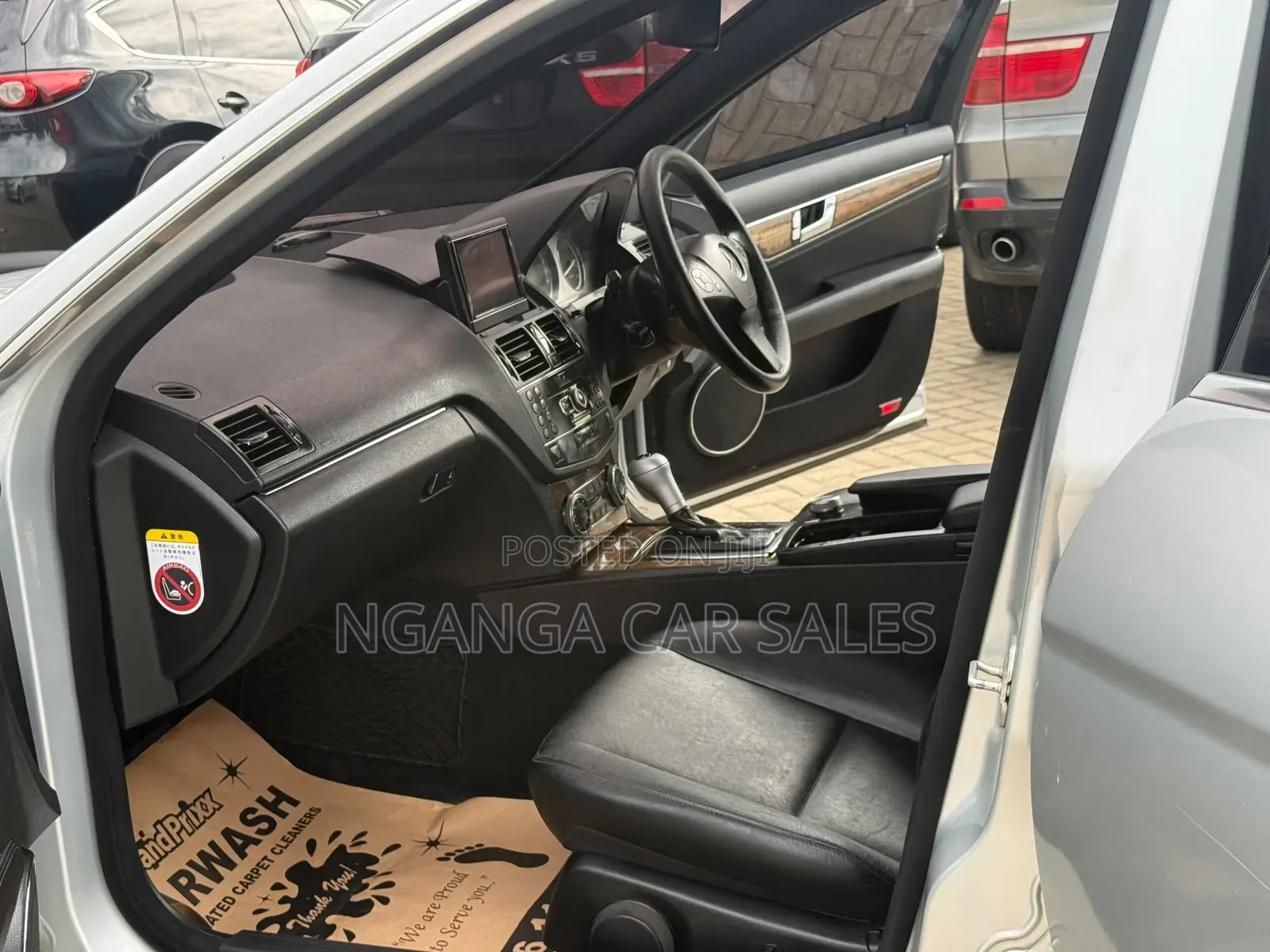 Mercedes-Benz C200 2009 Silver