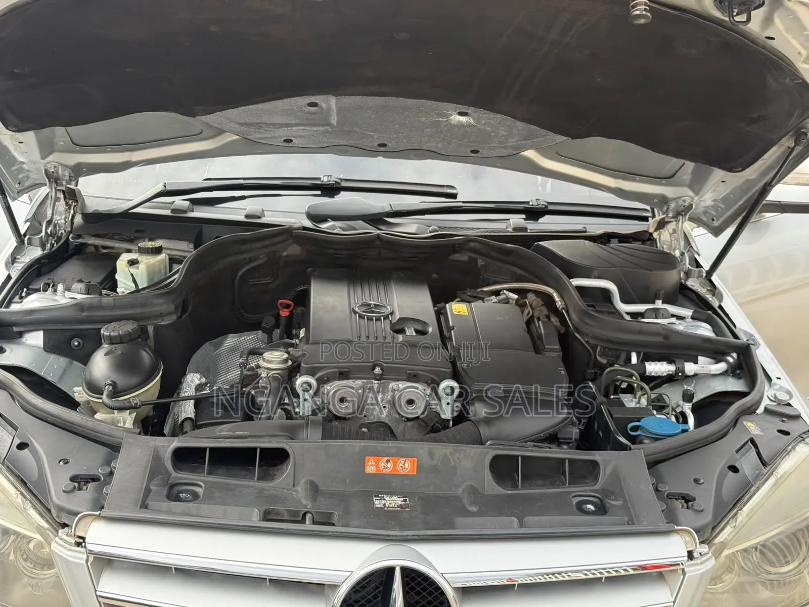 Mercedes-Benz C200 2009 Silver