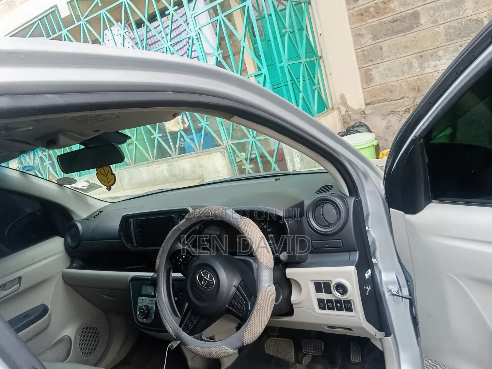 Toyota Passo 1.0 AWD 2017 Silver