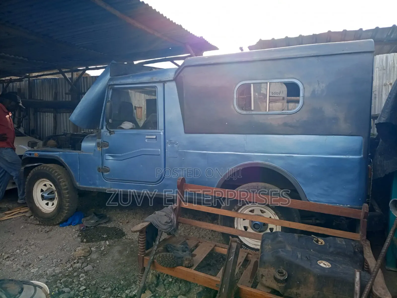 Jeep Cherokee 2004 Blue