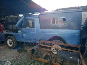 Jeep Cherokee 2004 Blue