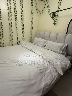 White Bubble Bed 5*6