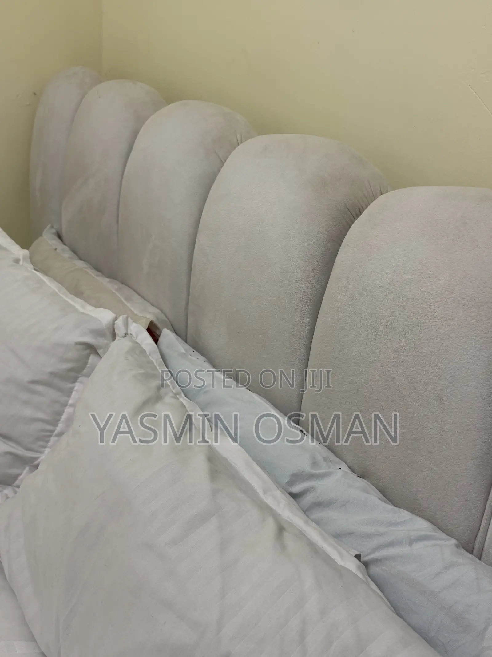 White Bubble Bed 5*6