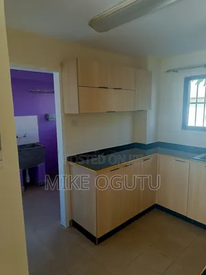 3bdrm Apartment in Nyayo Estate for rent