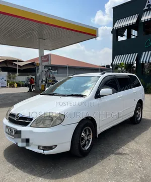 Toyota Corolla Fielder 2003 White