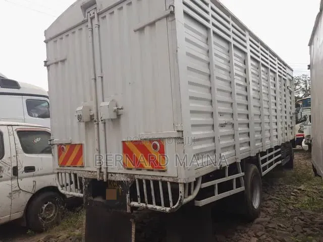 Mitsubishi Fuso
FA/FI Cargo