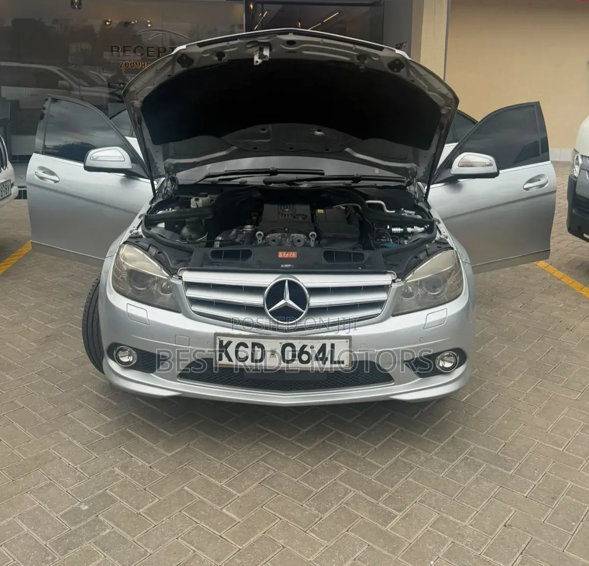 Mercedes-Benz C200 2008 Silver