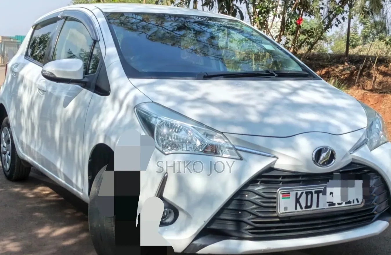 Toyota Vitz 2018 White