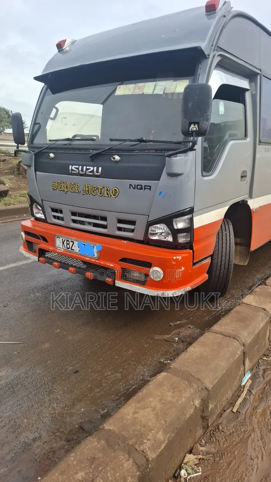 Isuzu NQR 2010