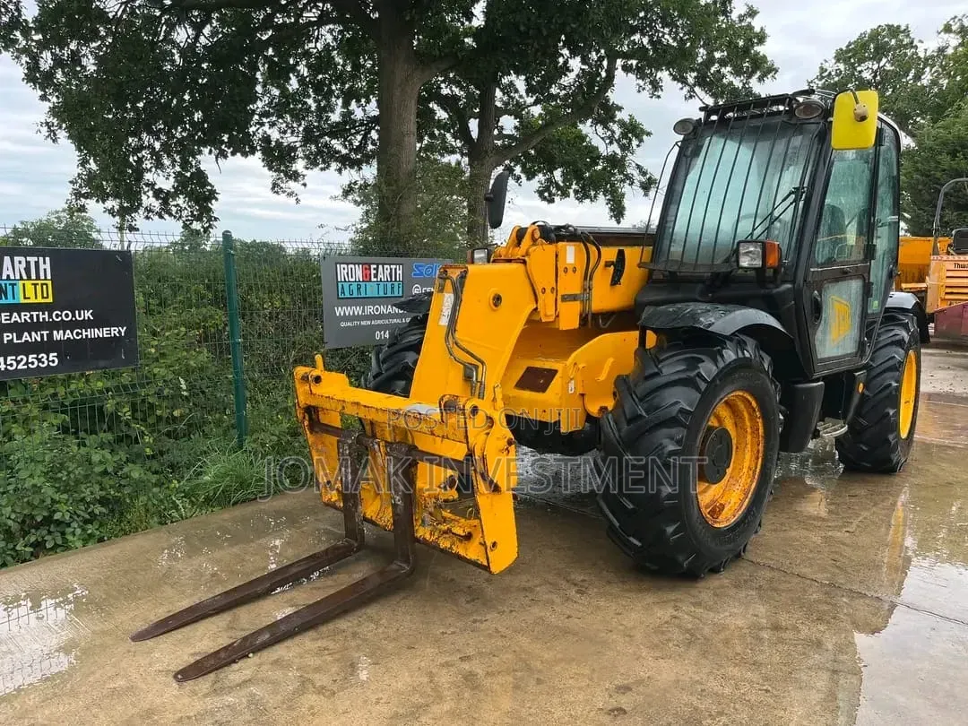 Telehandler and Forklifts for Hire