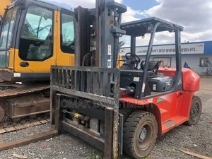 Telehandler and Forklifts for Hire