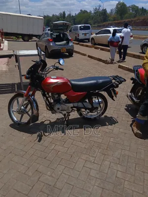 Bajaj Boxer 100 2022 Red