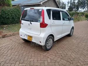 Mitsubishi EK Wagon 2016 White