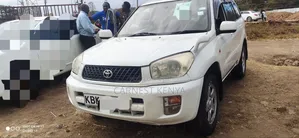 Toyota RAV4 2004 White