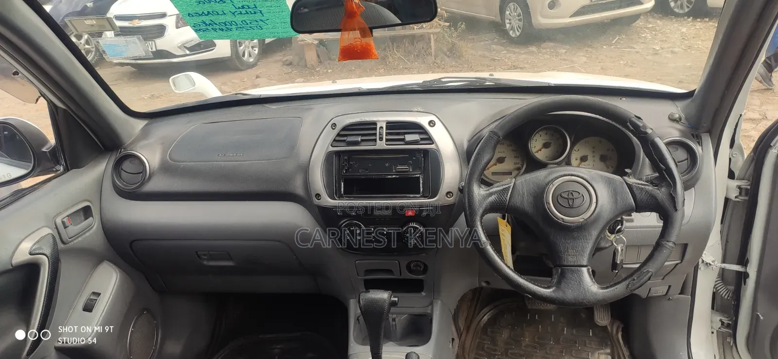 Toyota RAV4 2004 White