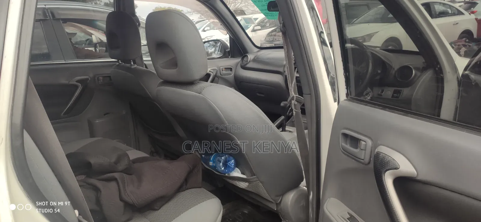Toyota RAV4 2004 White