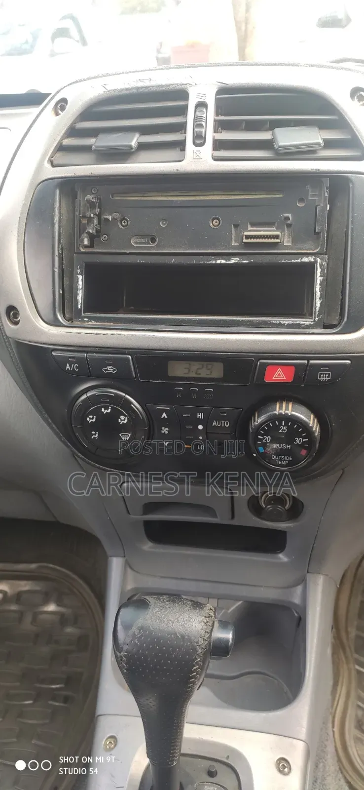 Toyota RAV4 2004 White