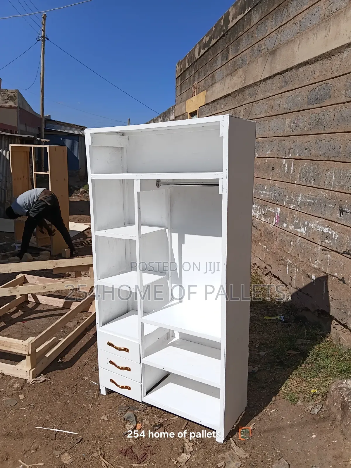 Well Partitioned All White 3 by 6 Pallet Wardrobe