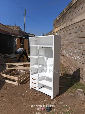 Well Partitioned All White 3 by 6 Pallet Wardrobe