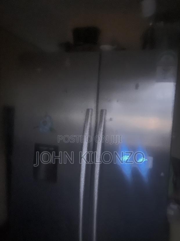 Hisense 558l - thumbnail 2