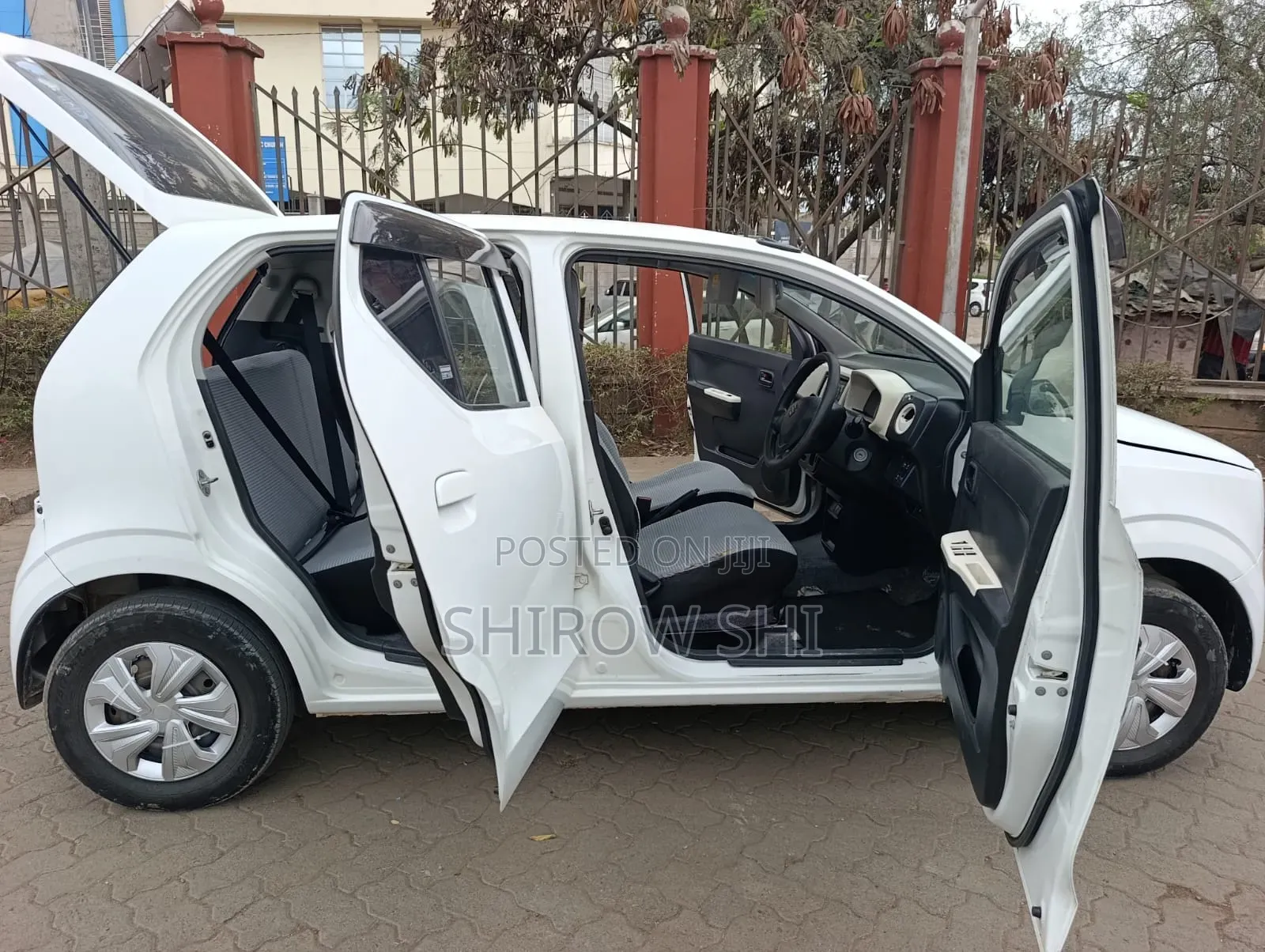 Suzuki Alto 2016 White