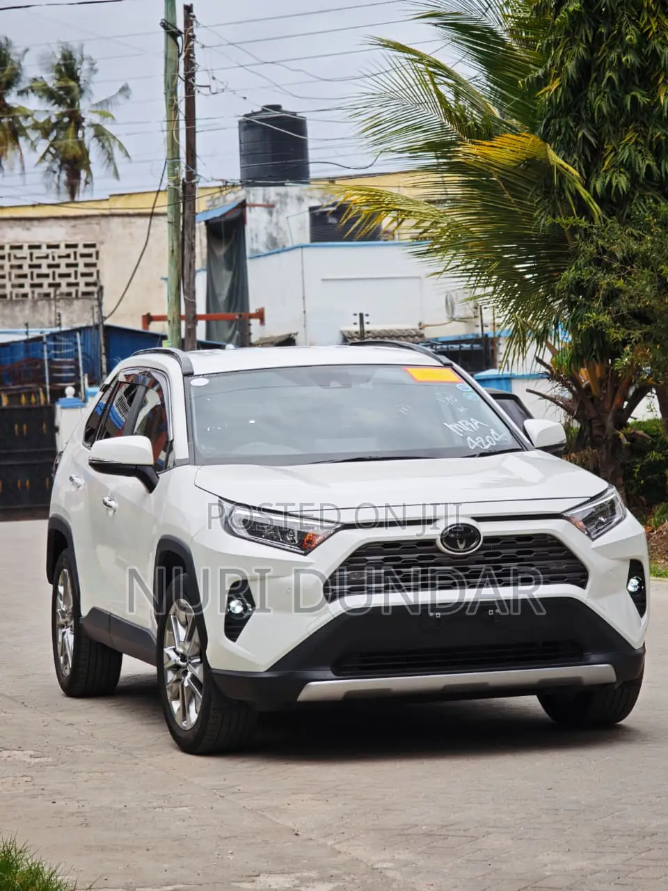 Toyota RAV4 2019 White