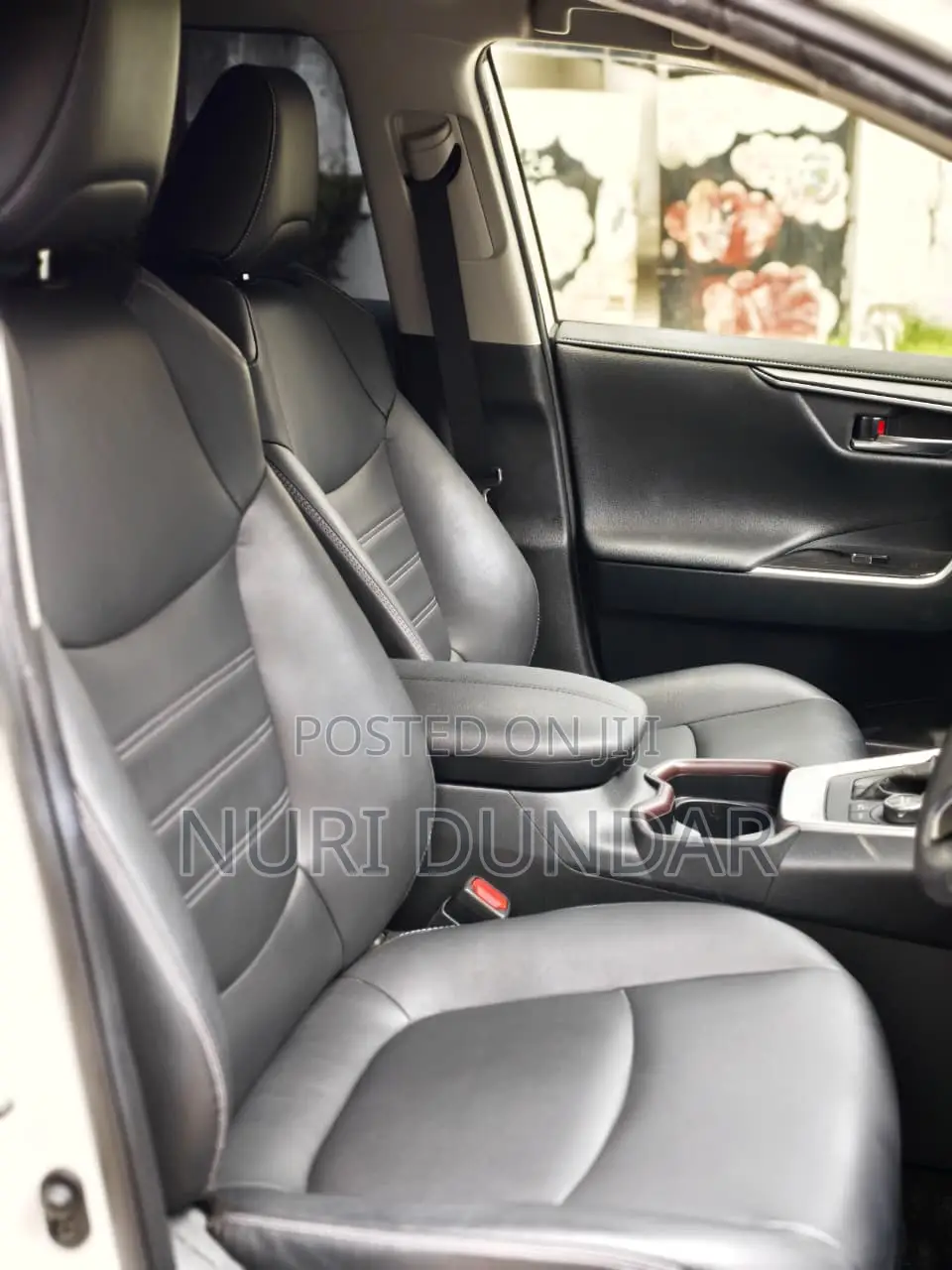 Toyota RAV4 2019 White