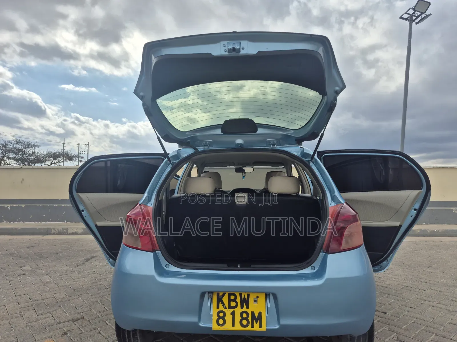 Toyota Vitz 2007 Blue