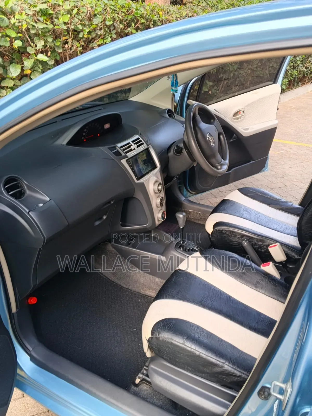 Toyota Vitz 2007 Blue