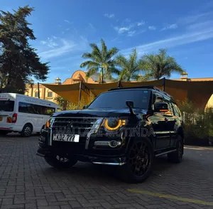Mitsubishi Pajero 2019 Black