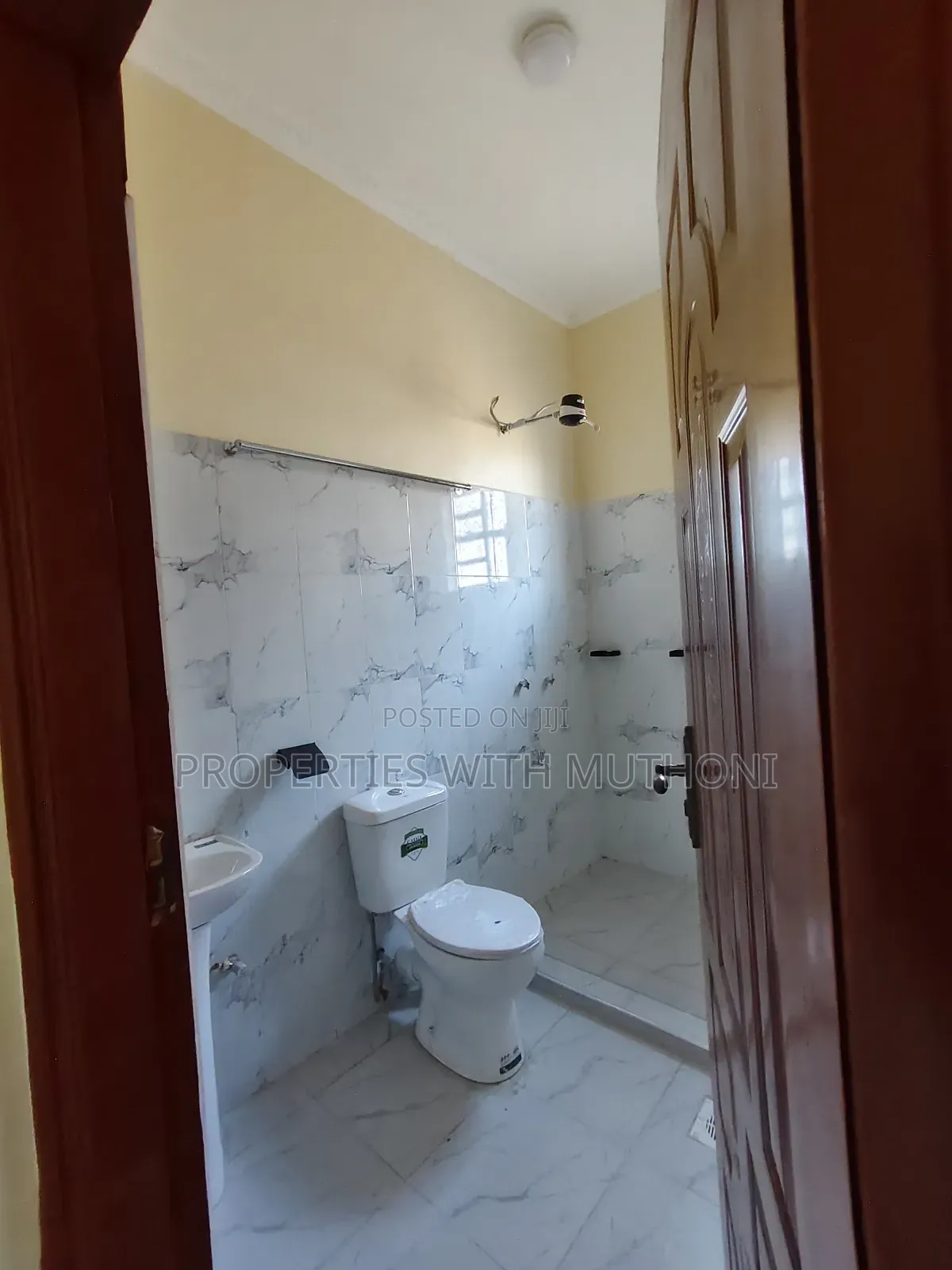 3bdrm Bungalow in Kamura, Nkoroi for sale