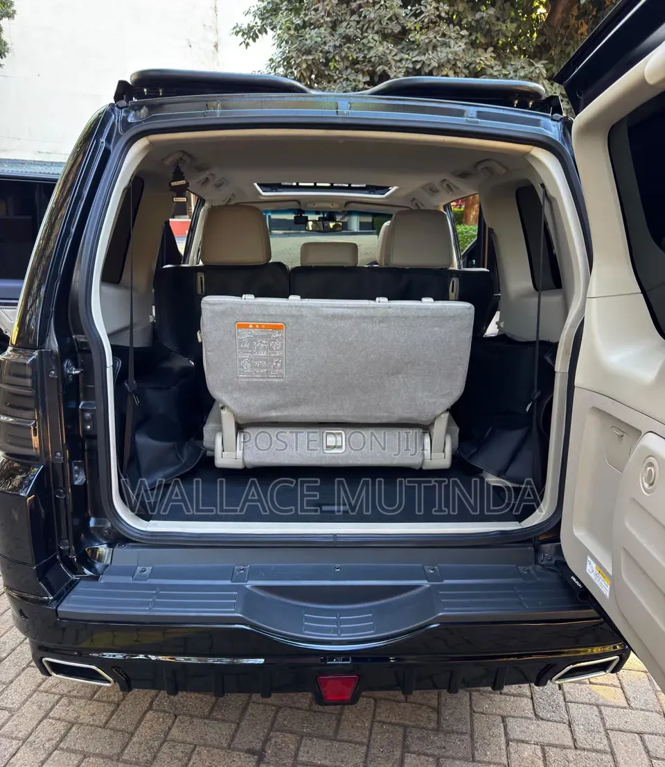 Mitsubishi Pajero 2019 Black