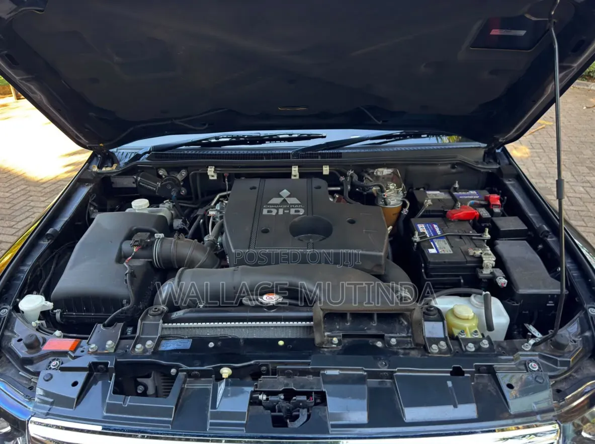 Mitsubishi Pajero 2019 Black