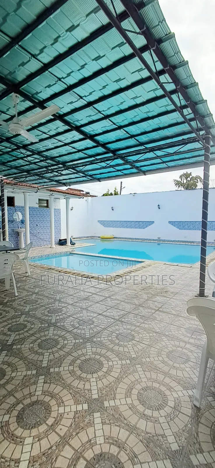 12bdrm Maisonette in Nyali for sale