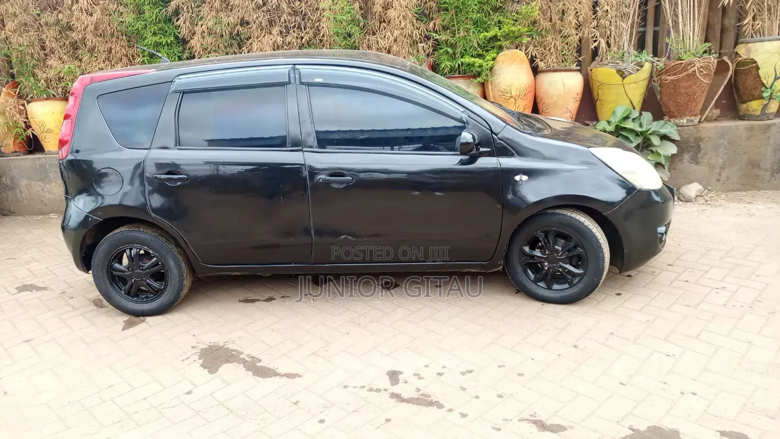 Nissan Note 1.6 Petrol 2010 Black