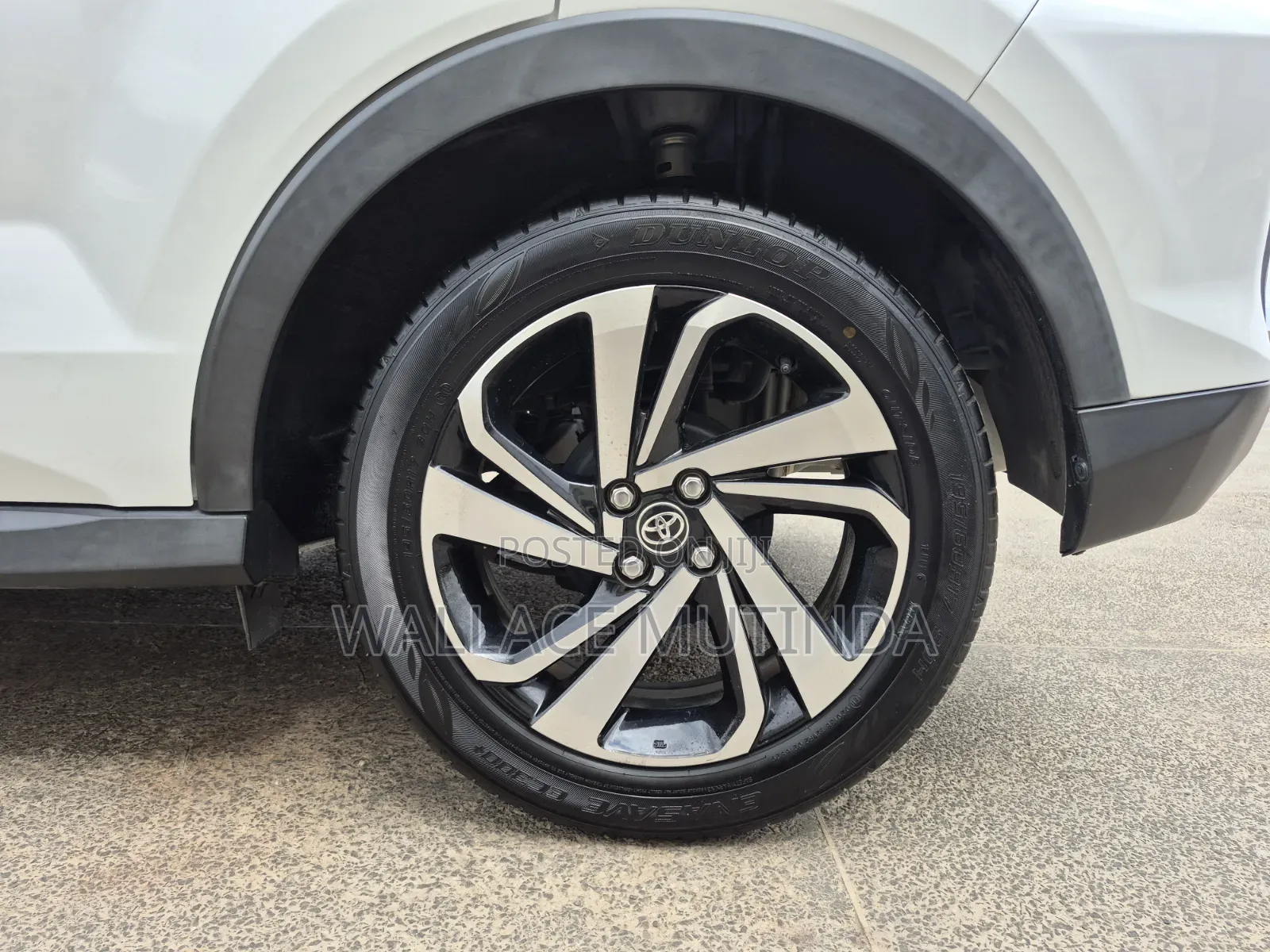 Toyota Raize 1.0 AWD 2019 White