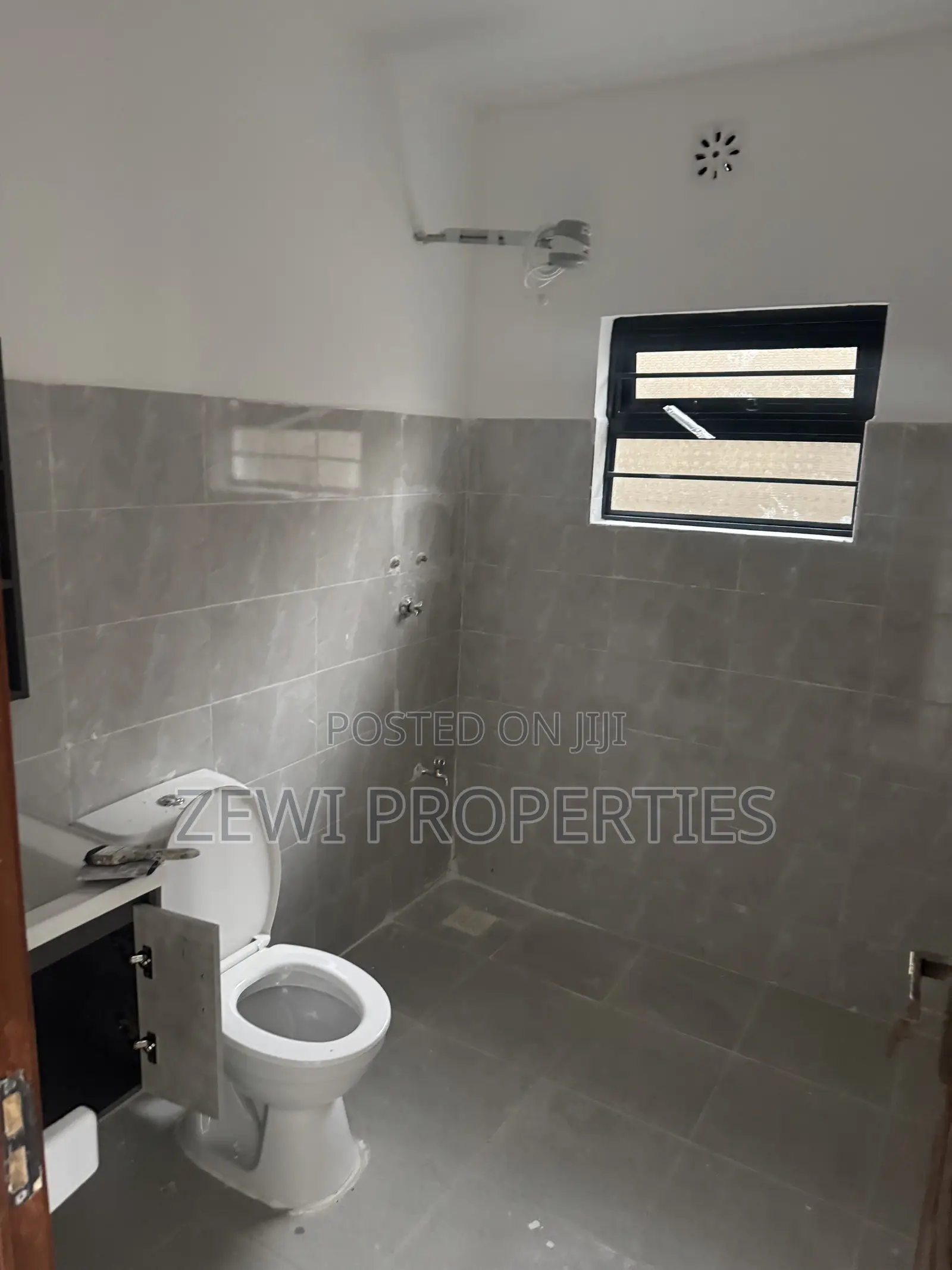 4bdrm Bungalow in Matasia for rent