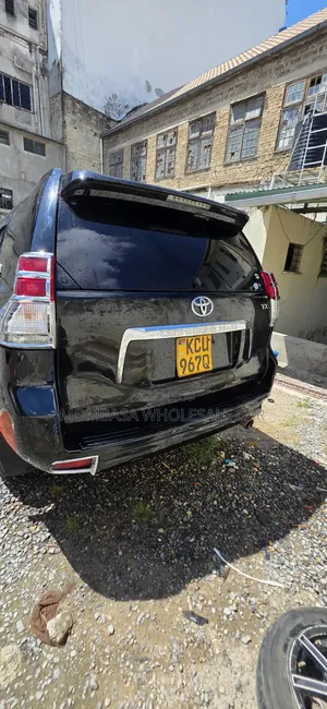 Toyota Land Cruiser Prado 2.7 i 2013 Black