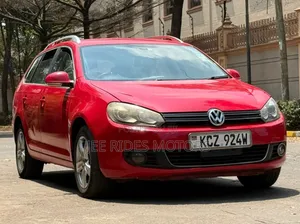 Volkswagen Golf 2013 Red