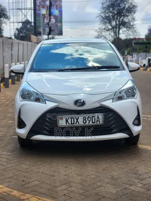 Toyota Vitz 1.0 FWD 5dr 2019 White